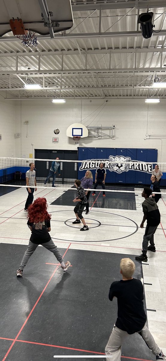 GRivett99's tweet photo. Just Dance &amp; Staff vs Students V-Ball game ! What a fun Friday !! ⁦@EIMJaguars�� 🎉🎉😊😊 https://t.co/wWFwW0IHra