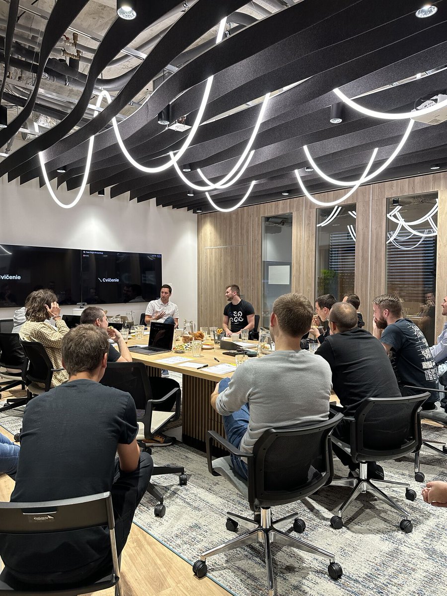 This is so underrated 🤔 Internally, we discuss it often. We're a tech company, but we do business with people. Yet, soft skills are too often undervalued in tech. 🤦‍♂️ Our Peter Reguli, Head of Frontend, organized a packed 2-day internal FE days conference. 1/2 #LearningOnTheJob