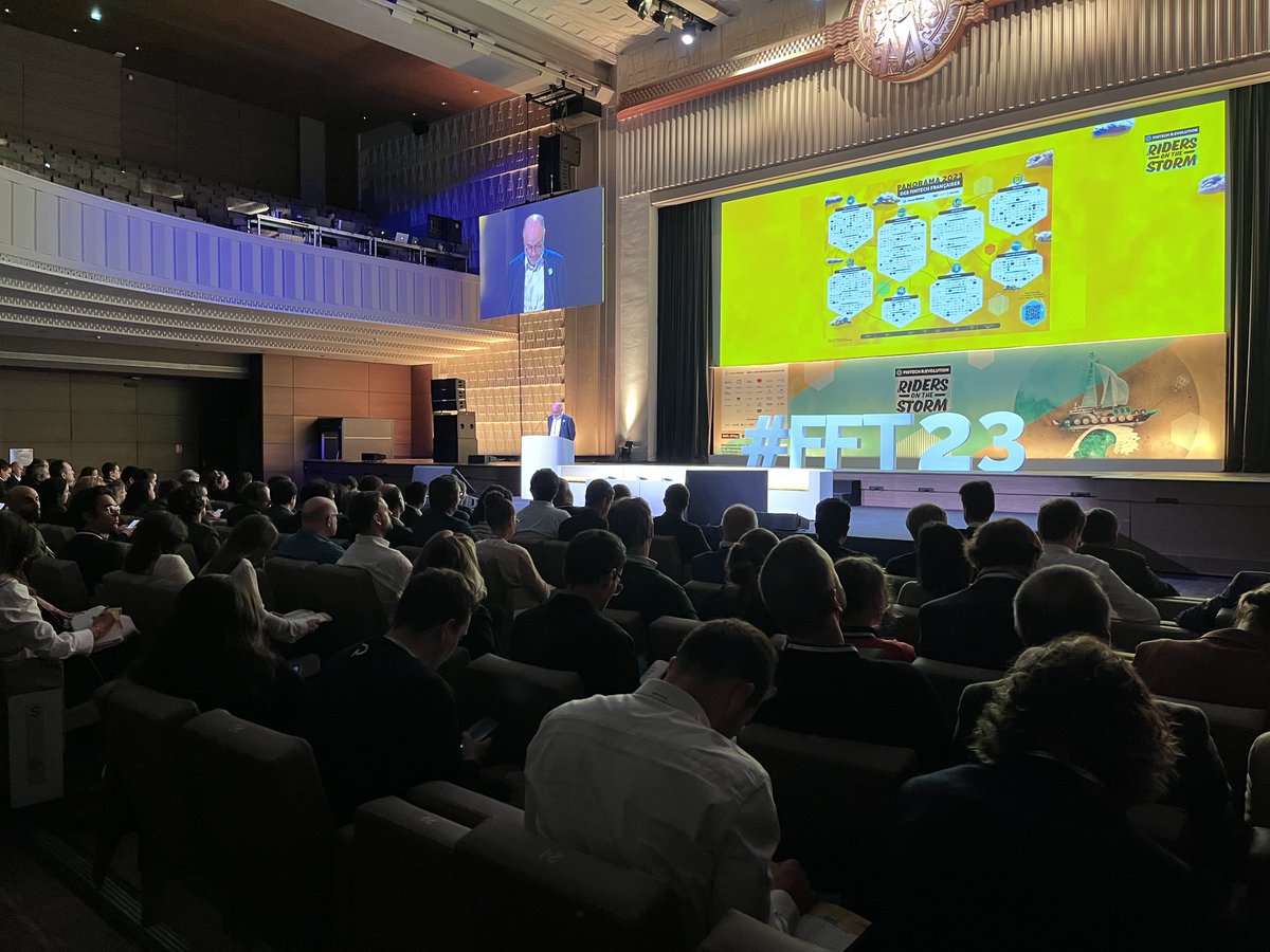 VoxPayment's tweet photo. Quelle belle journée pour Stéphane Chemier et Kevin Druelle de Voxpay à la FinTech R:Evolution • RIDERS ON THE STORM 🌪, organisée par France FinTech ! 🎊 Merci à tous ! 
Bravo Alain Clot pour la réussite de cette journée qui a réuni tant d'acteurs du domaine de la fintech ! 👨‍💻 https://t.co/PNJSFCd41L