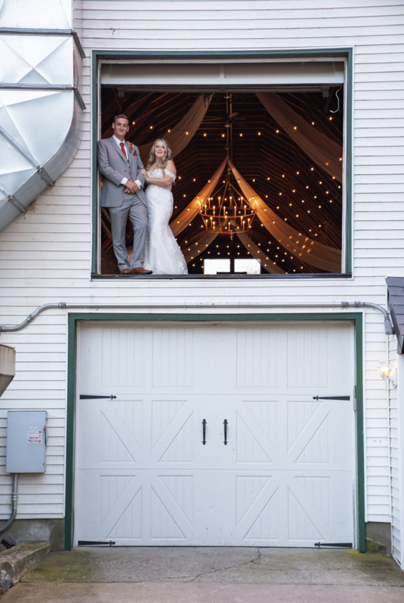 Mrs_CherylCook's tweet image. Ladies and Gentlemen, Mr. &amp;amp; Mrs. Cook 👰🏼‍♀️🤵🏻‍♂️ #LetsGetCookin