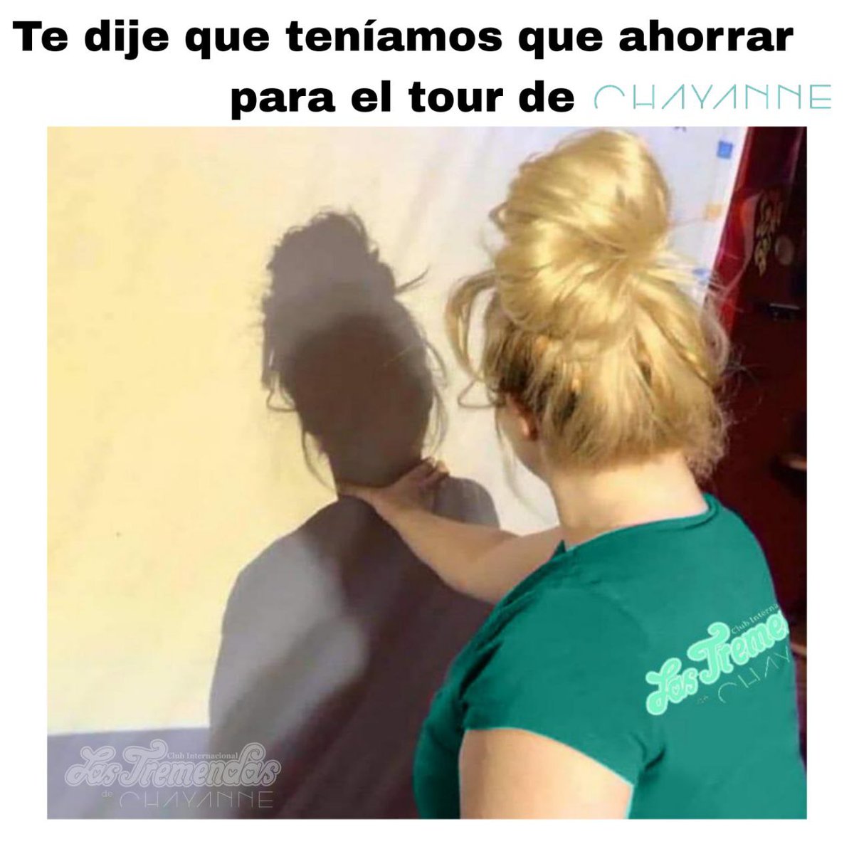LASTREMENDAS's tweet photo. Parece chiste pero es anécdota 😫 a quién más le pasa? 😅
#QueremosGira #VuelveChayanne #BailemosOtraVez #TremendasSomos #ChayanneEsUnión #LasTremendasDeChayanne https://t.co/s62eycZR0F
