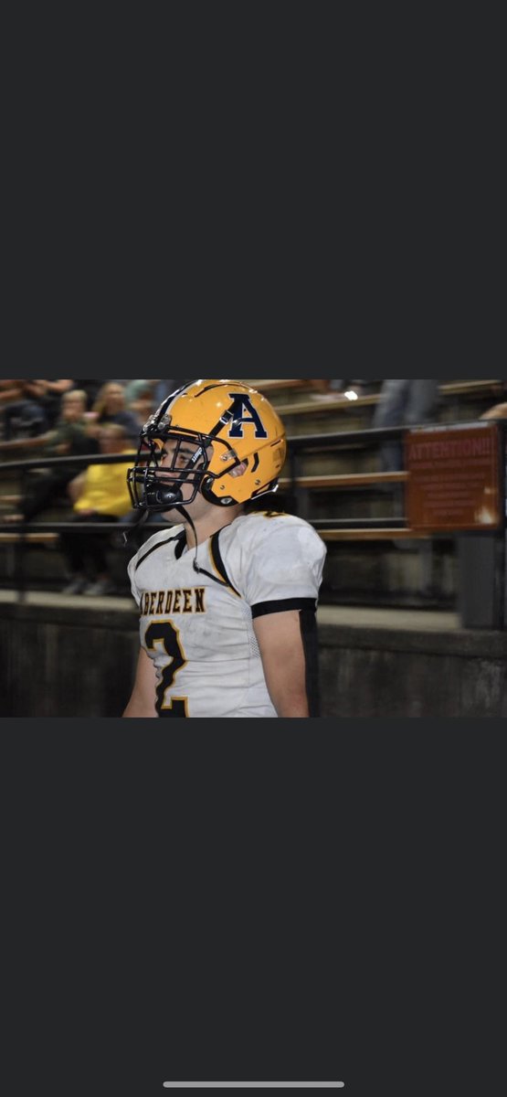 DillenEspana's tweet photo. Found out last night that Marcus Hale broke a school record in football last Friday. 26 tackles in a single game. The previous record was 21 held in 1986. Almost 40 years ago!! He’s doing amazing things this year congratulations @mkhale03 !! https://t.co/OpsYAoCyXu
