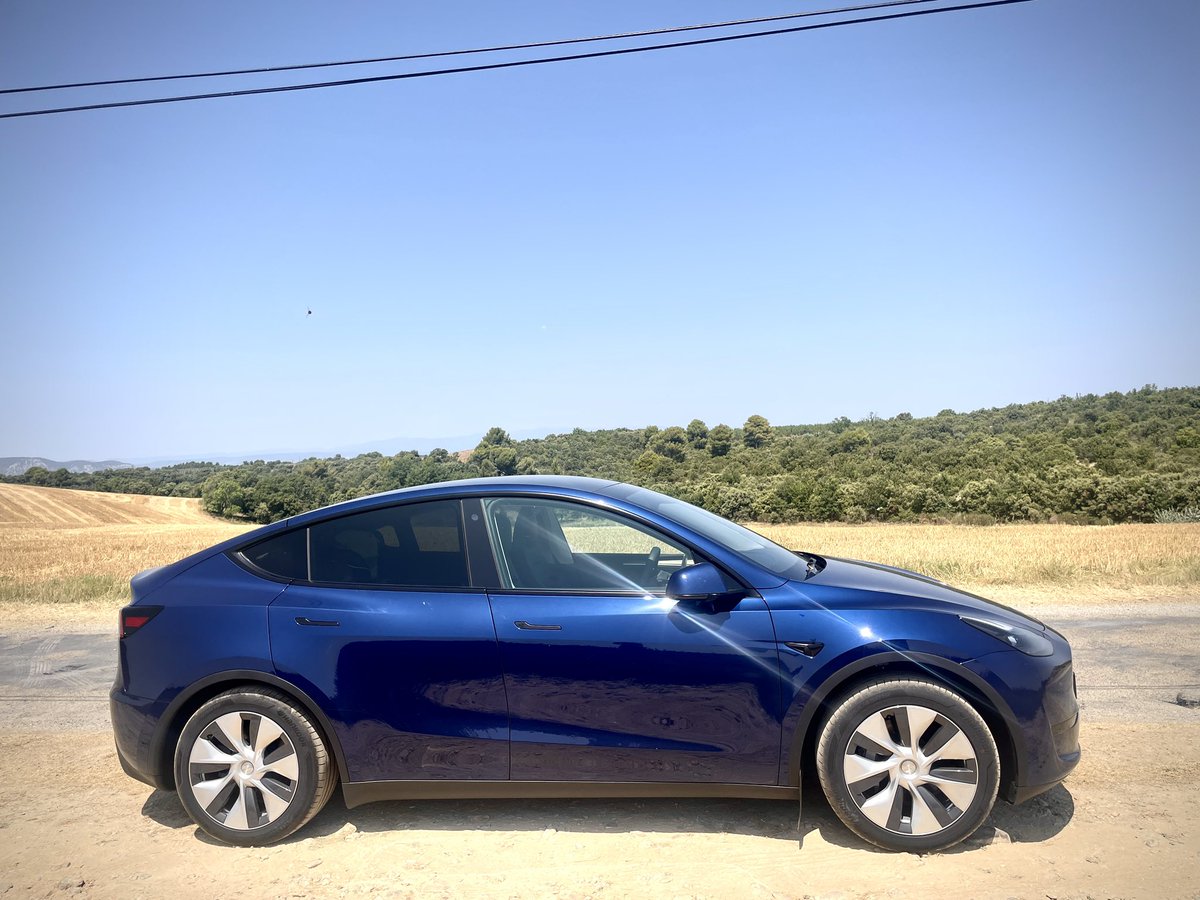 Y__Tesla's tweet image. 1 000 000 Teslas sold in Europe as of today!!!👊🍾
One million is a great start 📈
@tesla
#tesla #teslamodely #tesladesign #ecodesign #cleanair #sustainability #teslalove #teslaclub #teslamotorsclub #teslasupercharger #teslafan
#teslaenergv #teslaowners #teslaroadtrip