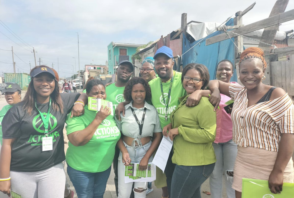 ActionSA_WC's tweet photo. 📸 | In Pictures 

Our Cape Metro Actioners in Ward 91, Khayelitsha, connecting with the community. 

South Africans are desperate for change and the surge in ActionSA membership sign-ups reflects that. 

Communities are Ready for Action ✅

#ActionSAProject2024 https://t.co/WpR5m9SVkg