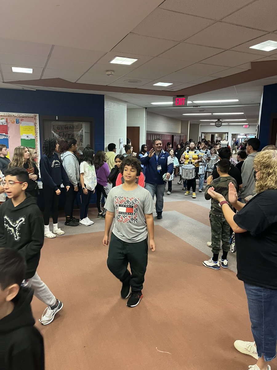 Clarkeedu1's tweet photo. Another week, Another Walk of Champions Parade!!!! Congrats to Mr. Jacobs advisory for bringing home the 6th grade Crazy Cricket Championship, well done!! @This_Is_Mr_K @CCSD146Tweets @MrsFerrebee615 @marycatc #twisterpride https://t.co/msiZT5p8yF
