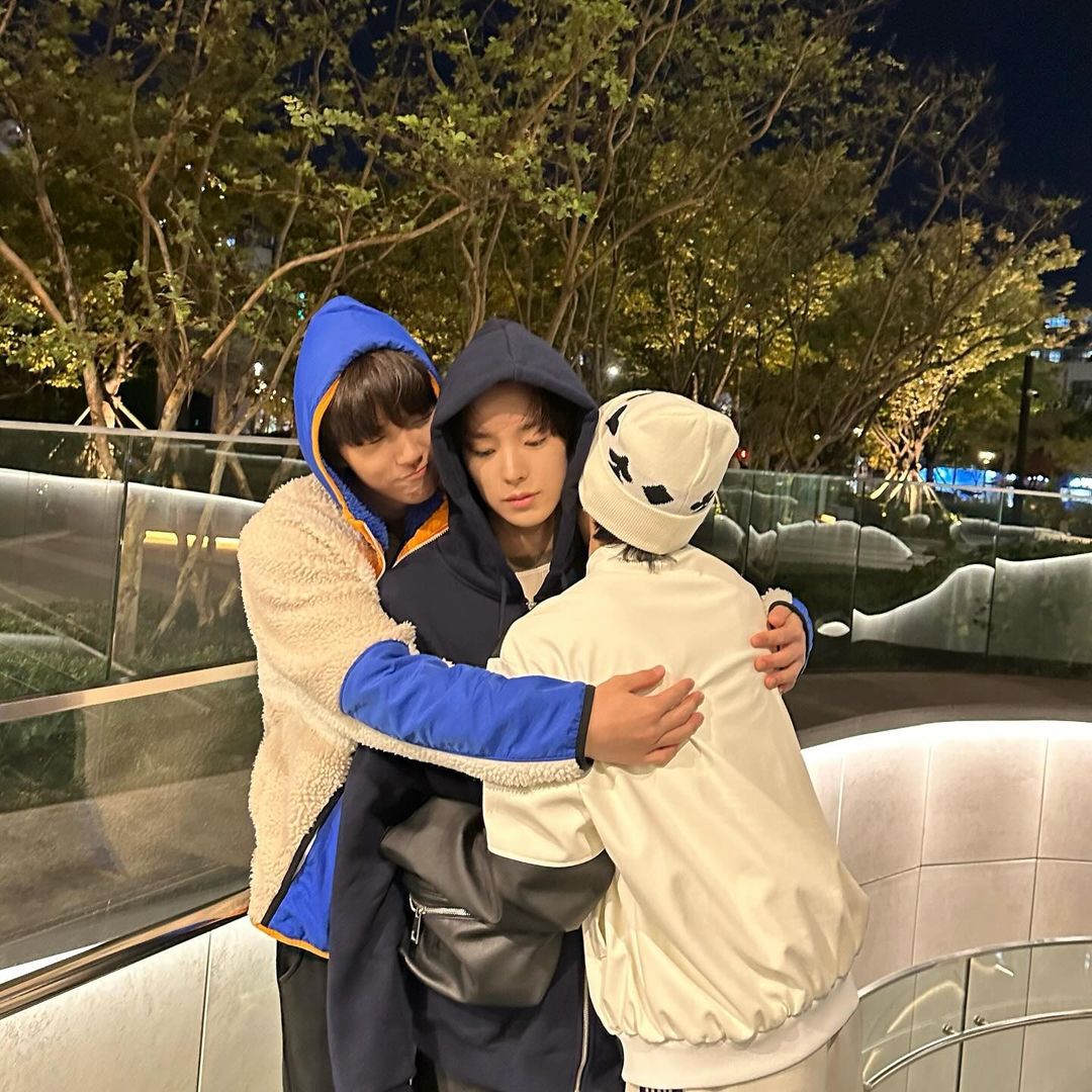 _yuzuyushi's tweet photo. 231021 NCT NEW TEAM 인스타그램 @.nctnewteam
2023-10-20
🔗 https://t.co/dw0eoS3Bed
#유우시 #YUSHI #ユウシ
#NCTNEWTEAM #NCTTOKYO #NCT東京 https://t.co/2ScBcgTtXL