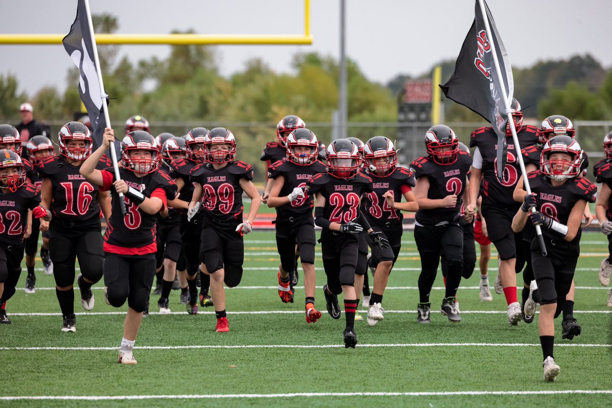 sb_ymca's tweet photo. Tackle &amp; Flag Football, along with Cheer are coming to an end. Check out some great action shots from @shawleyphoto. You can view &amp; order photos by going through their website: https://t.co/9DEiePnTmD 👈🏽 https://t.co/rr2Nm6NV9b
