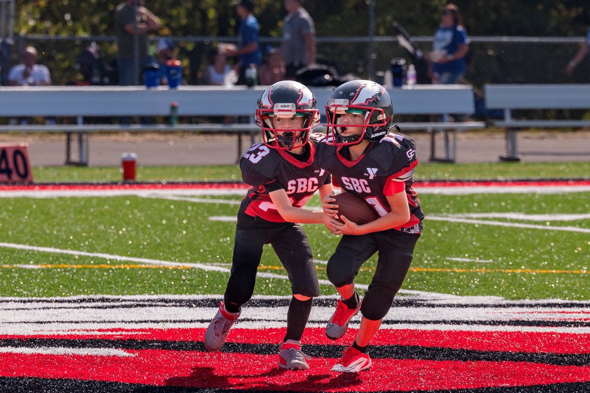sb_ymca's tweet photo. Tackle &amp; Flag Football, along with Cheer are coming to an end. Check out some great action shots from @shawleyphoto. You can view &amp; order photos by going through their website: https://t.co/9DEiePnTmD 👈🏽 https://t.co/rr2Nm6NV9b