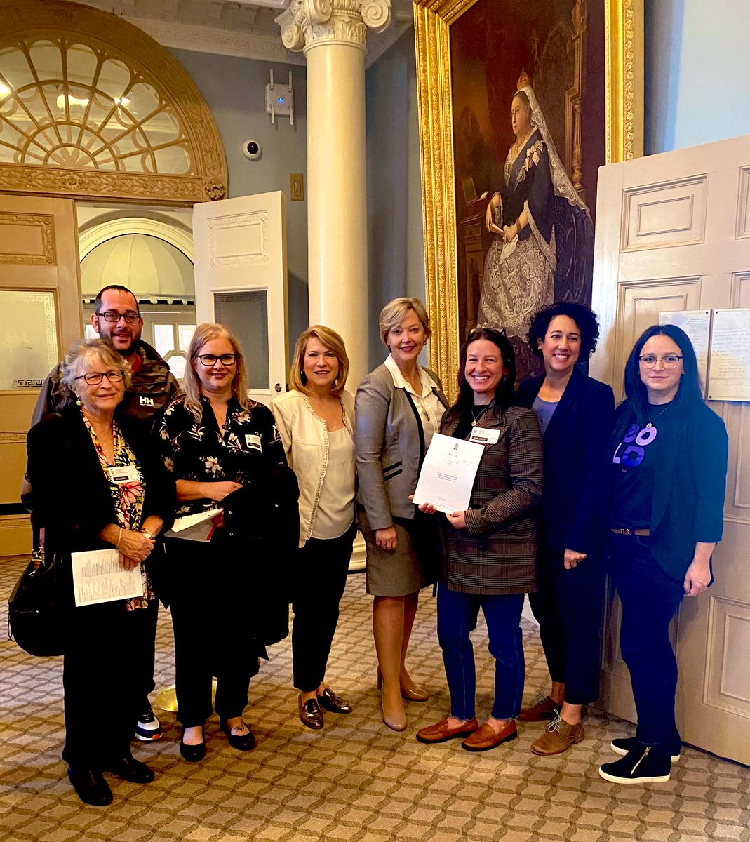 Elizabeth Smith-McCrossin tweet media