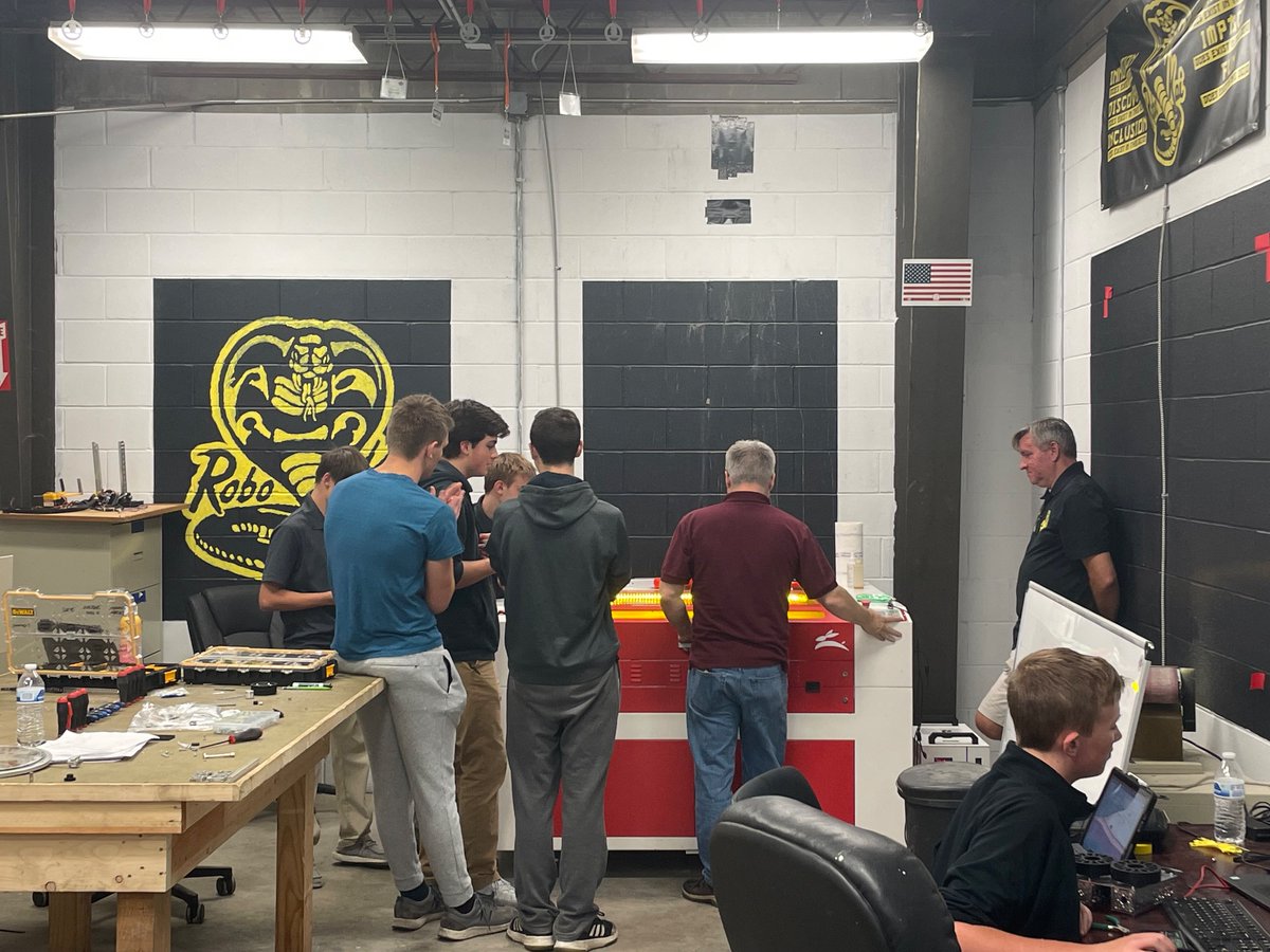 RoboKaiRobotics's tweet image. We want to give a huge thank you to @RabbitLaserUSA for their very generous donation of this amazing laser cutter!!!

We can’t wait to utilize this tool this year!!
