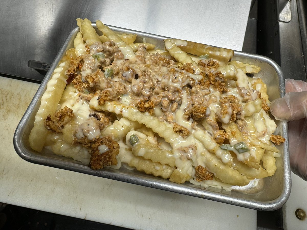 This could be your lunch today if you stop by The Ville‼️🤩