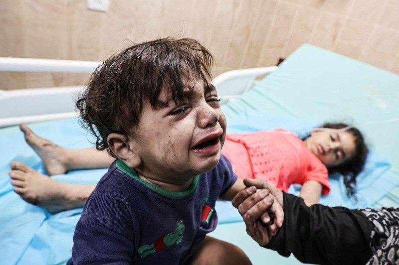 OnlinePalEng's tweet photo. SAVE CHILDREN IN GAZA!

#Gaza_Genocide https://t.co/Jr6mI4Iis6