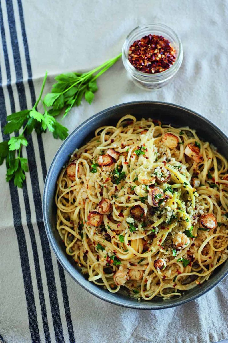 schmoozequeen's tweet photo. #Vegan Scampi in Lemon Garlic White Wine Sauce
On today's menu! #Plantbased #HeartsOfPalm #Scampi
#Garlic #WhiteWine #Lemon #Parsley
https://t.co/qFqlfB13mf https://t.co/6yPXAhCjWN