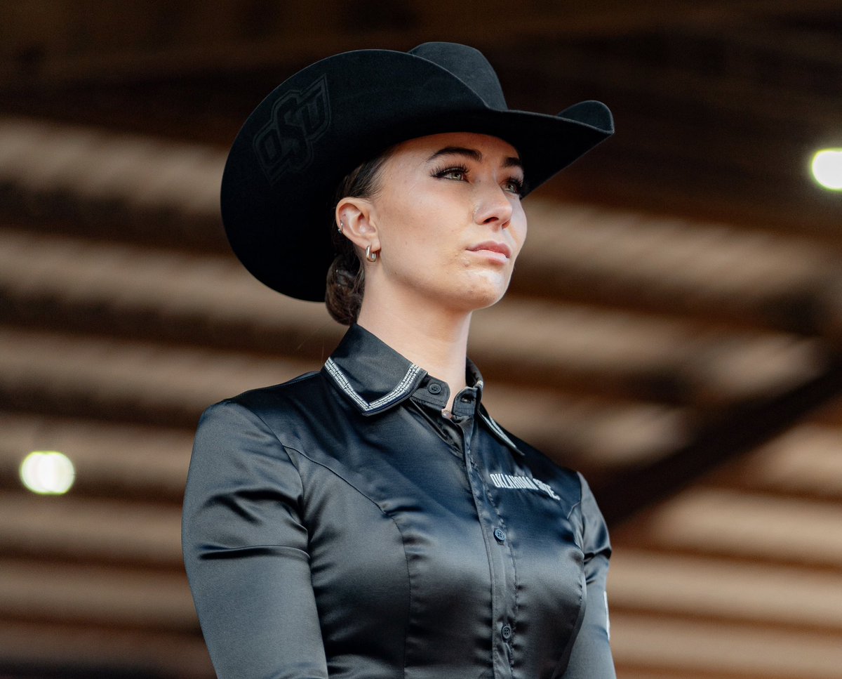 OSUEquestrian's tweet photo. 𝐁𝐨𝐫𝐧 𝐫𝐞𝐚𝐝𝐲. 

Tomorrow morning can’t come soon enough 😤

#RoadToOcala | #GoPokes https://t.co/NudhSQ4sM2