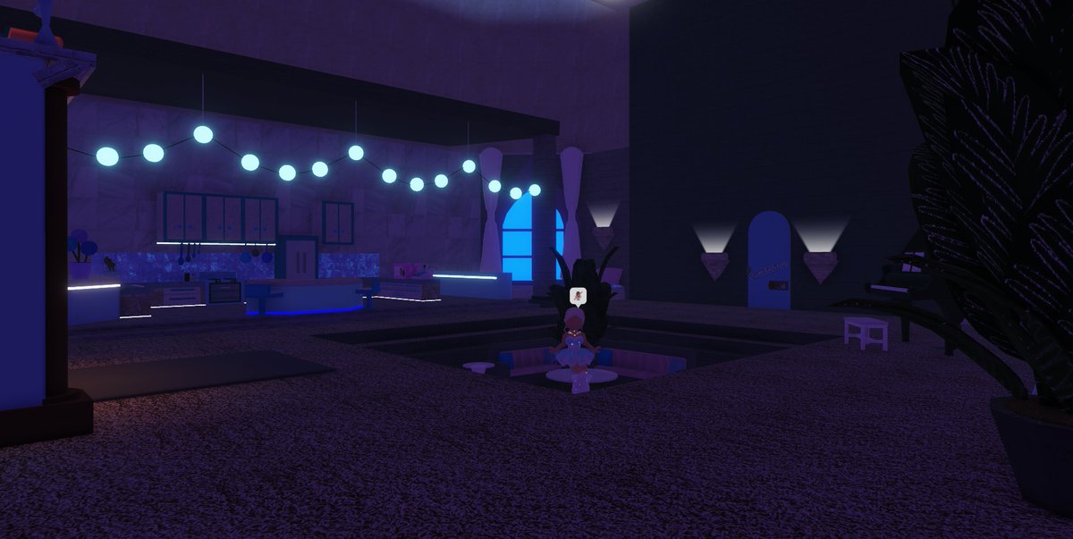 ma4ri5a's tweet photo. The royale high campus 2 dorms 🤩 #Worlds2023 #lol #royalehighdorm  #royalehigh #photo  #ROBLOX  #outfitoftheday #outfit https://t.co/brHkUsI6Jx