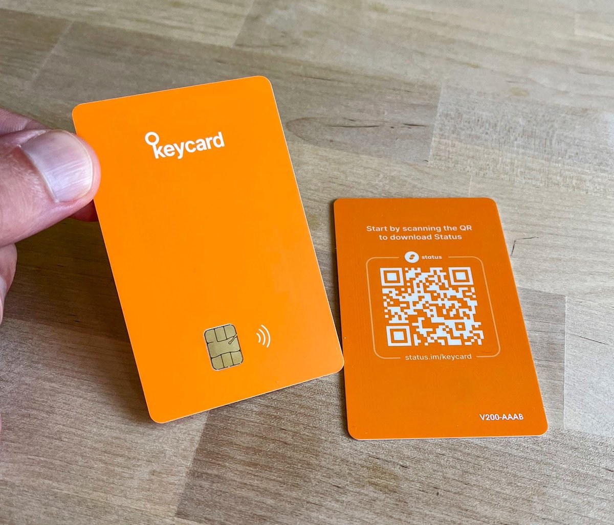 ethstatus's tweet photo. Status Weekly Roundup: Keycard team
Soon Keycards will be available in a new colour!! π
#EthStatusProgress