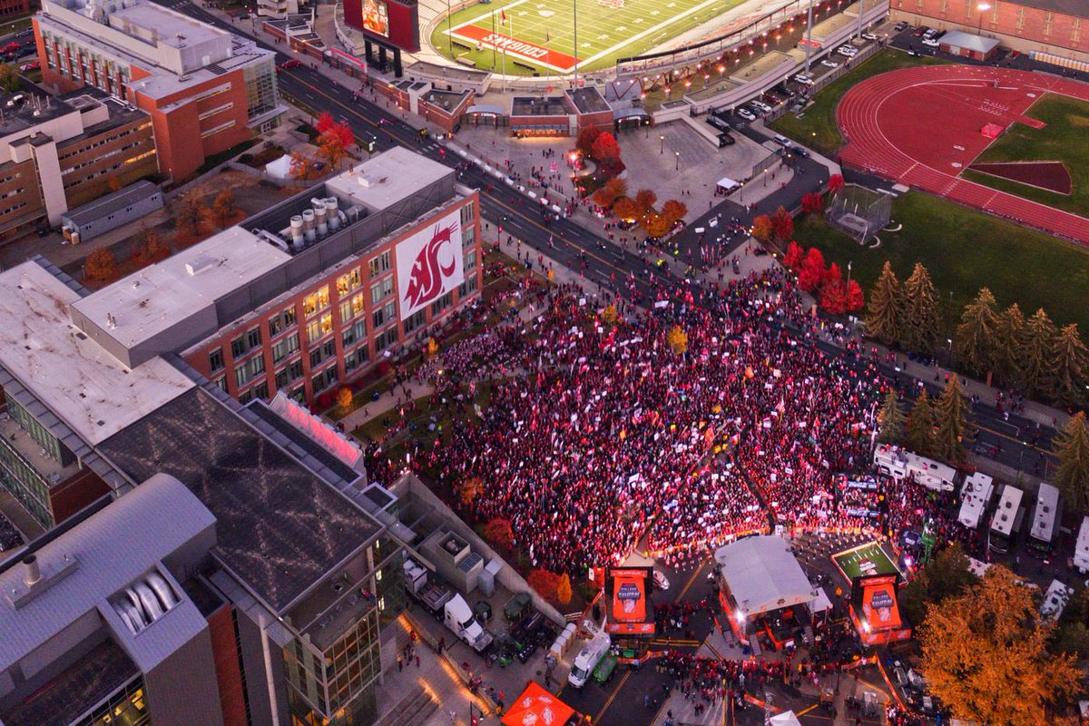 BarstoolWazzu's tweet photo. Five years ago today. Can we recreate the magic tomorrow? https://t.co/Gwf4yxINIx