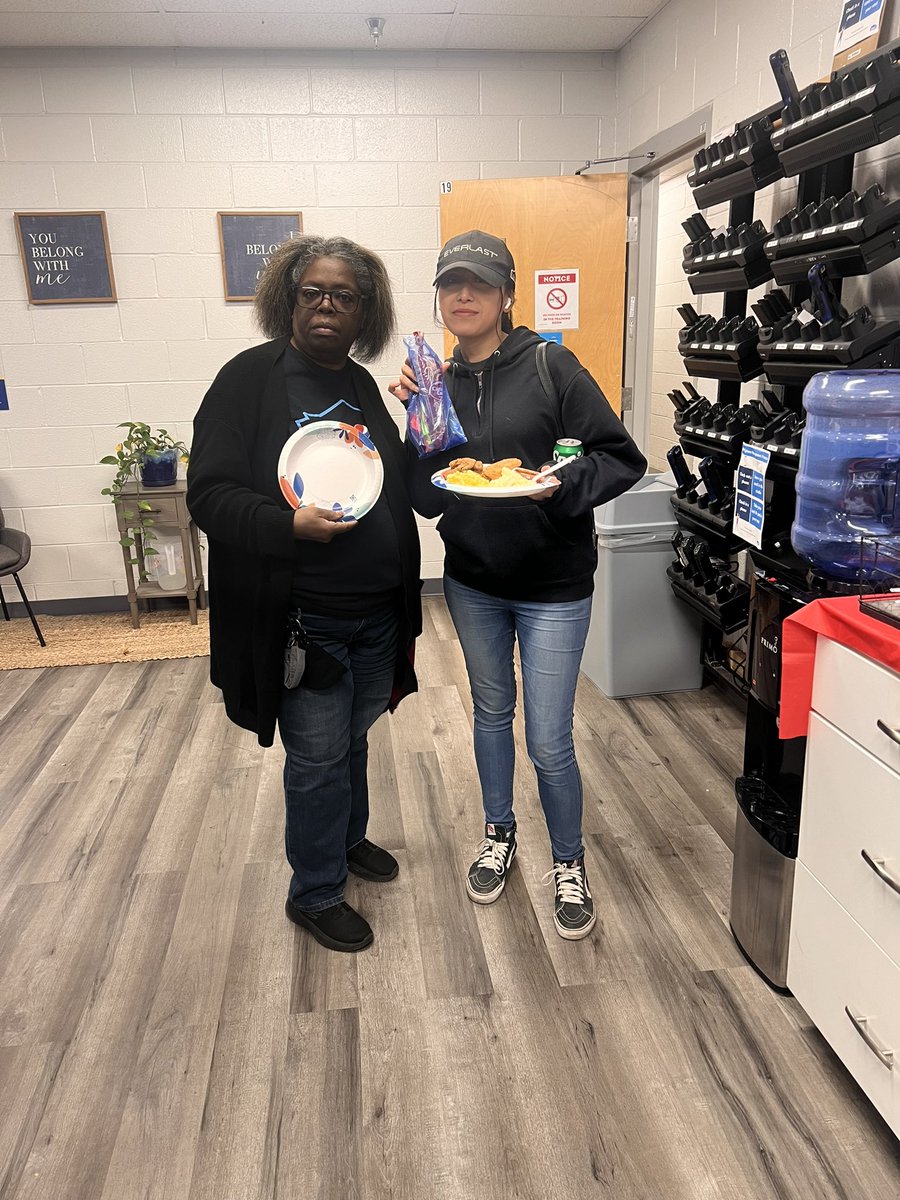 Keshia Saavedra (@ksaavedra1188) on Twitter photo HAPPY FRONT END APPRECIATION TO OUR TEAM!! We appreciate all you do!! 🥳🎉 <a href="/catinabutler14/">Cece Butler</a> <a href="/DCT0813MD/">Dante Thomas</a> <a href="/kristiezw/">Kristie Wooddell</a> <a href="/BenitoKomadina/">Benito.Komadina@Lowes</a> HAPPY FRONT END APPRECIATION TO OUR TEAM!! We appreciate all you do!! 🥳🎉 <a href="/catinabutler14/">Cece Butler</a> <a href="/DCT0813MD/">Dante Thomas</a> <a href="/kristiezw/">Kristie Wooddell</a> <a href="/BenitoKomadina/">Benito.Komadina@Lowes</a>