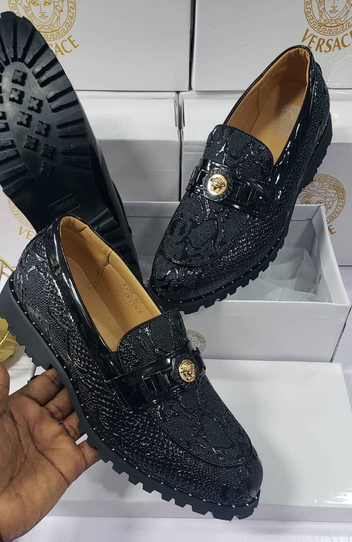 OmkiStore's tweet photo. Taste of Luxury

40-46

#18500
Send a message 

Supreme court, restinpeace,CSU,verydarkman. https://t.co/D77abB0FIe