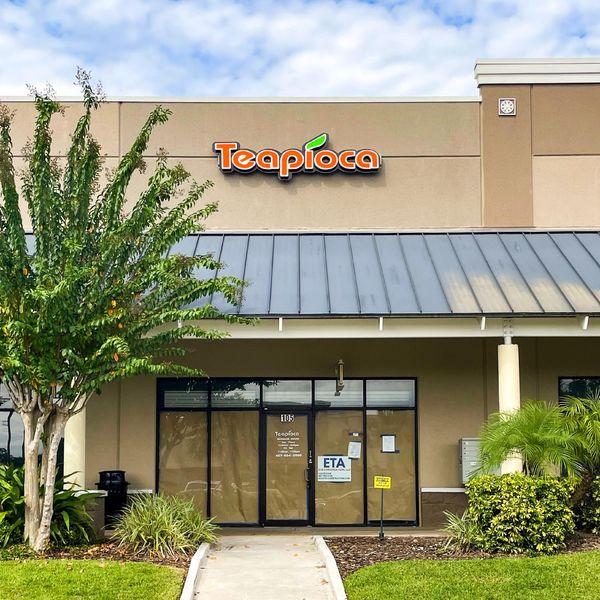 STORE ANNOUNCEMENT: When you wish upon a star, Teapioca Lounge can't be too far! We're excited to announce our 24th location coming soon to Oveido, Florida! 📷