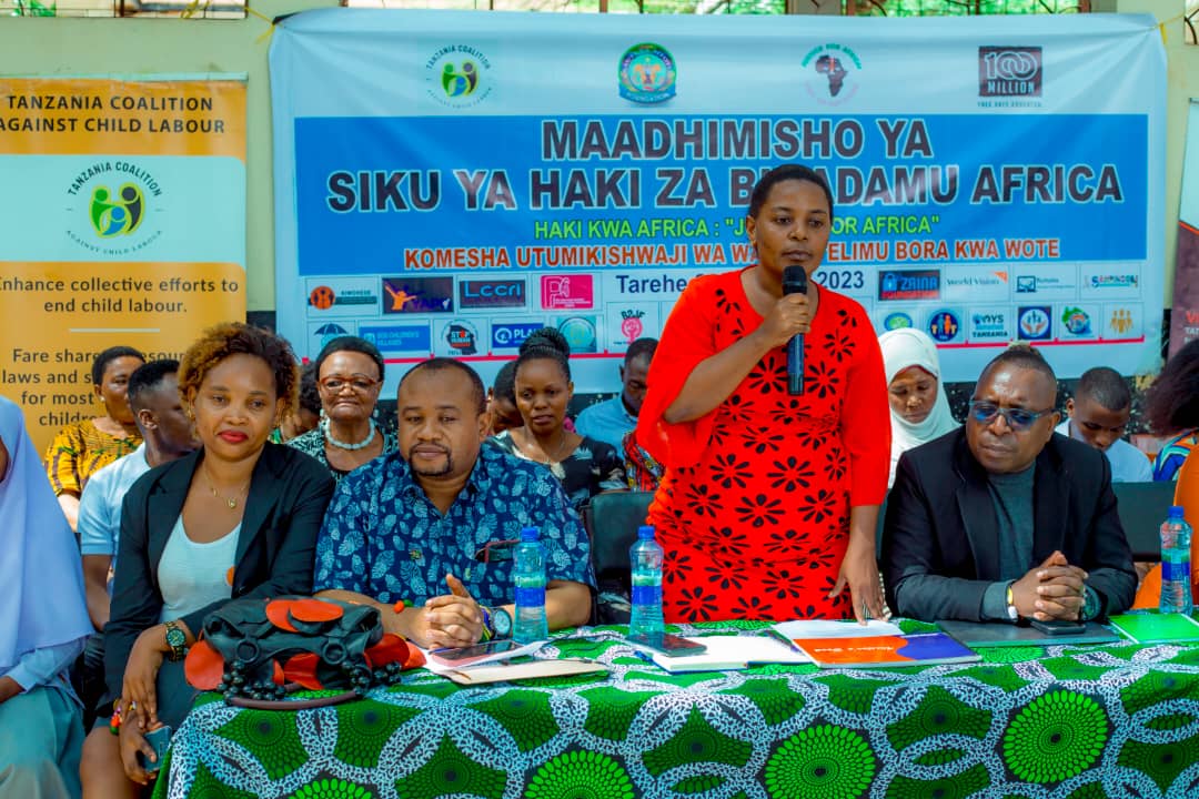 abrahsalim's tweet photo. It was a privileged pleasure to participate in African Human Rights Day on 20th October at Kambangwa secondary school. https://t.co/zLu40LvPSb