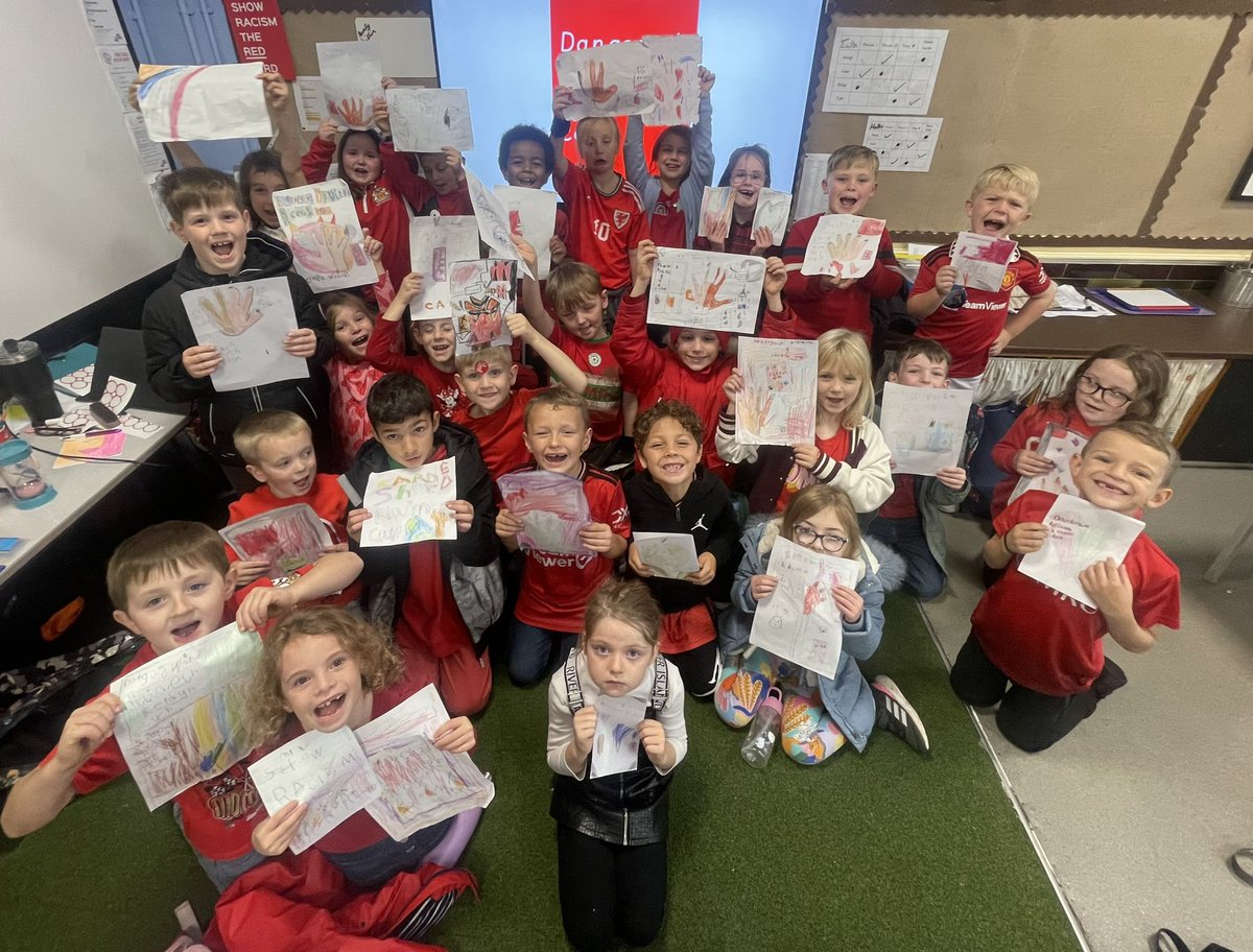 Dr C Richards a Mr D Terfel tweet media