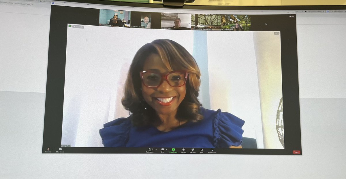 She did it!!!! <a href="/TraciTransforms/">Traci</a> is officially the ‘Dr. Traci Lightfoot’ 🔥 🔥 So proud of you and this accomplishment!!! <a href="/doctor_letsgo/">Antonio Corrales</a>