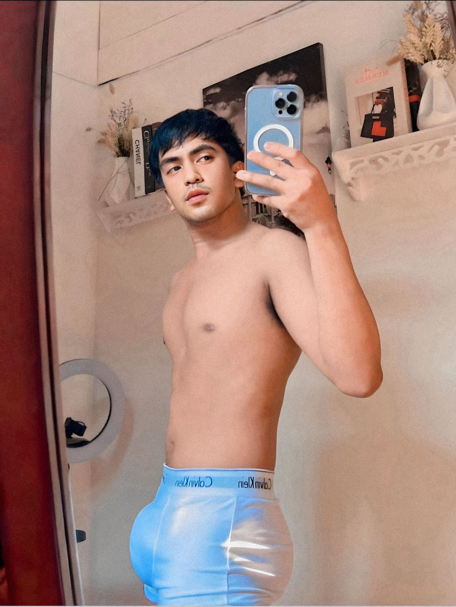 DakzGaming12's tweet photo. Huwag mo titigan! Mag DM ka now na!💸💦

Instagtam: @edmundbelvisjr
Telegram: @Zac_Me https://t.co/r7GaWDIIvp