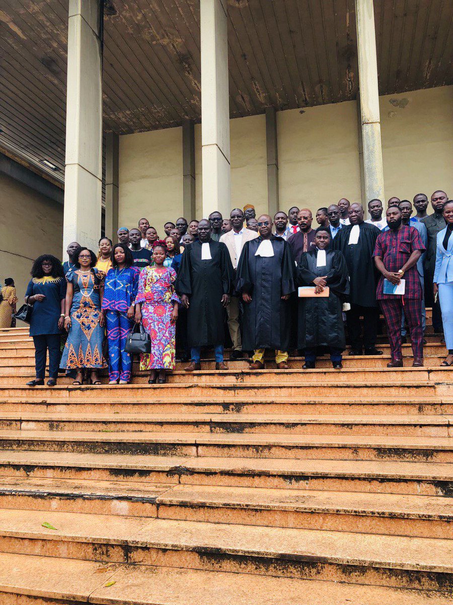AfiVictorine's tweet photo. #Acte2: C’est fait ! Félicitations aux 08 inspecteurs phytosanitaires qui ont aussi pris leur engagements devant le tribunal de Kara ce jour ! Bonne chance à tous dans cette noble tâche de vérification du respect des réglementations phytosanitaires en matière d’import/export… https://t.co/eVc1HocHNG