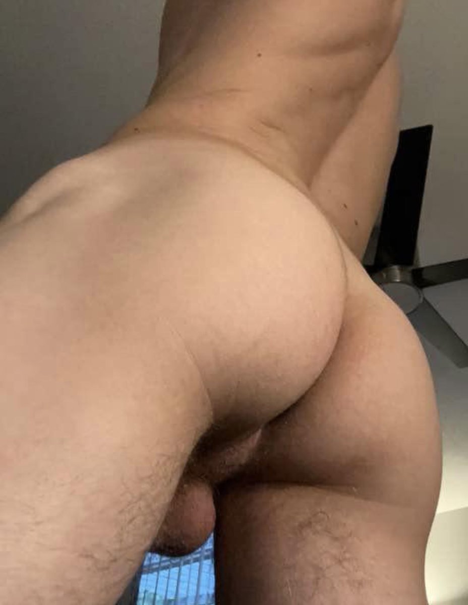 Brother showing his ‘stuff’ — getting ready for The Brotherhood Sex Party Tonight

The Brotherhood — Denver’s Bisexual Fraternity (for bisexual men and the guys into them!)

Guys ‘N Heat 🔥🔥🔥🔥🔥

#guysnheat #thebrotherhood #bisexual #ass #cock #balls #cockandballs #orgy