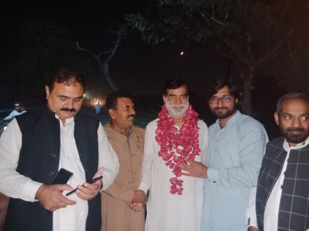 waseem_dahar94's tweet photo. ویل ڈن اے ای اوز ، 

@AEO_Shahg @asadRbhatti @aeoshahamad 

#تعلیم_بچاؤ_تحریک https://t.co/RL5K1hZJsI