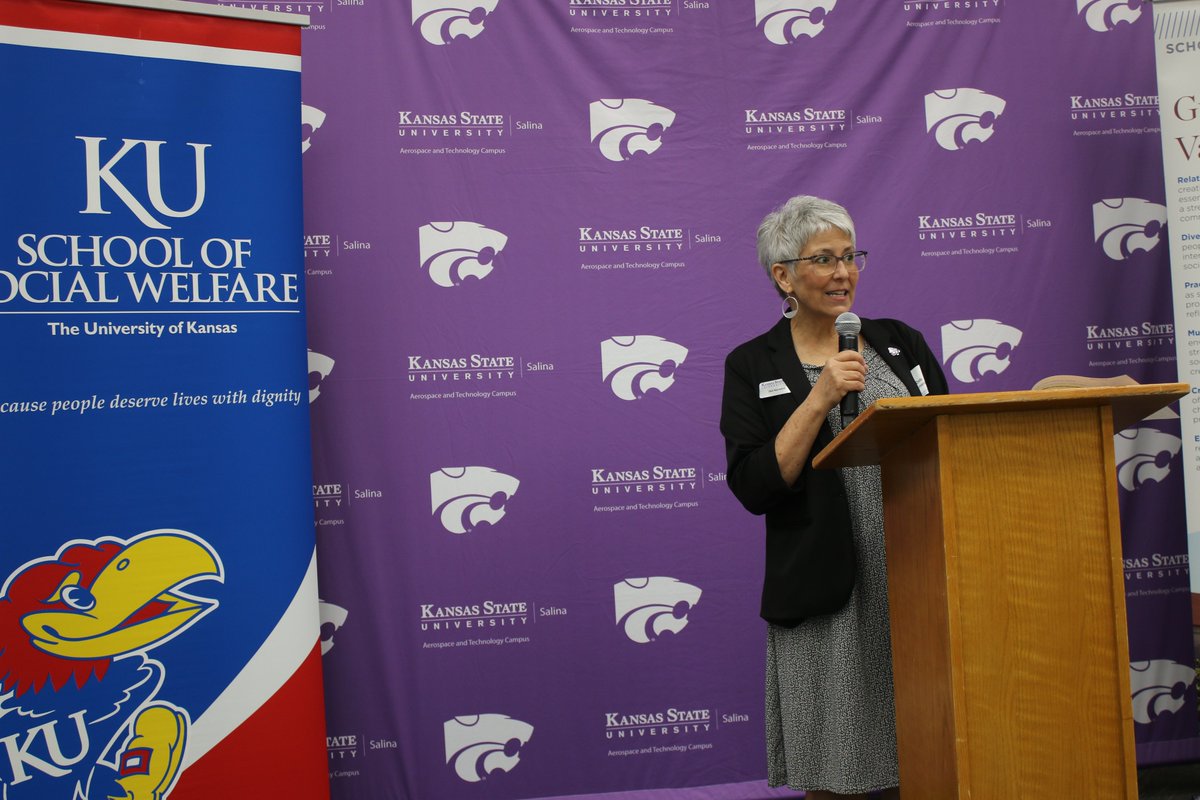 KUSocialWelfare's tweet photo. 🎉We had a fantastic time at the MSW at K-State Salina launch party yesterday!

Thank you to everyone who was able to come and celebrate with us and a special thank you to @KSU_Salina for your partnership and for sharing photos of the event.

#KUSSW https://t.co/bkxk6uuPj3