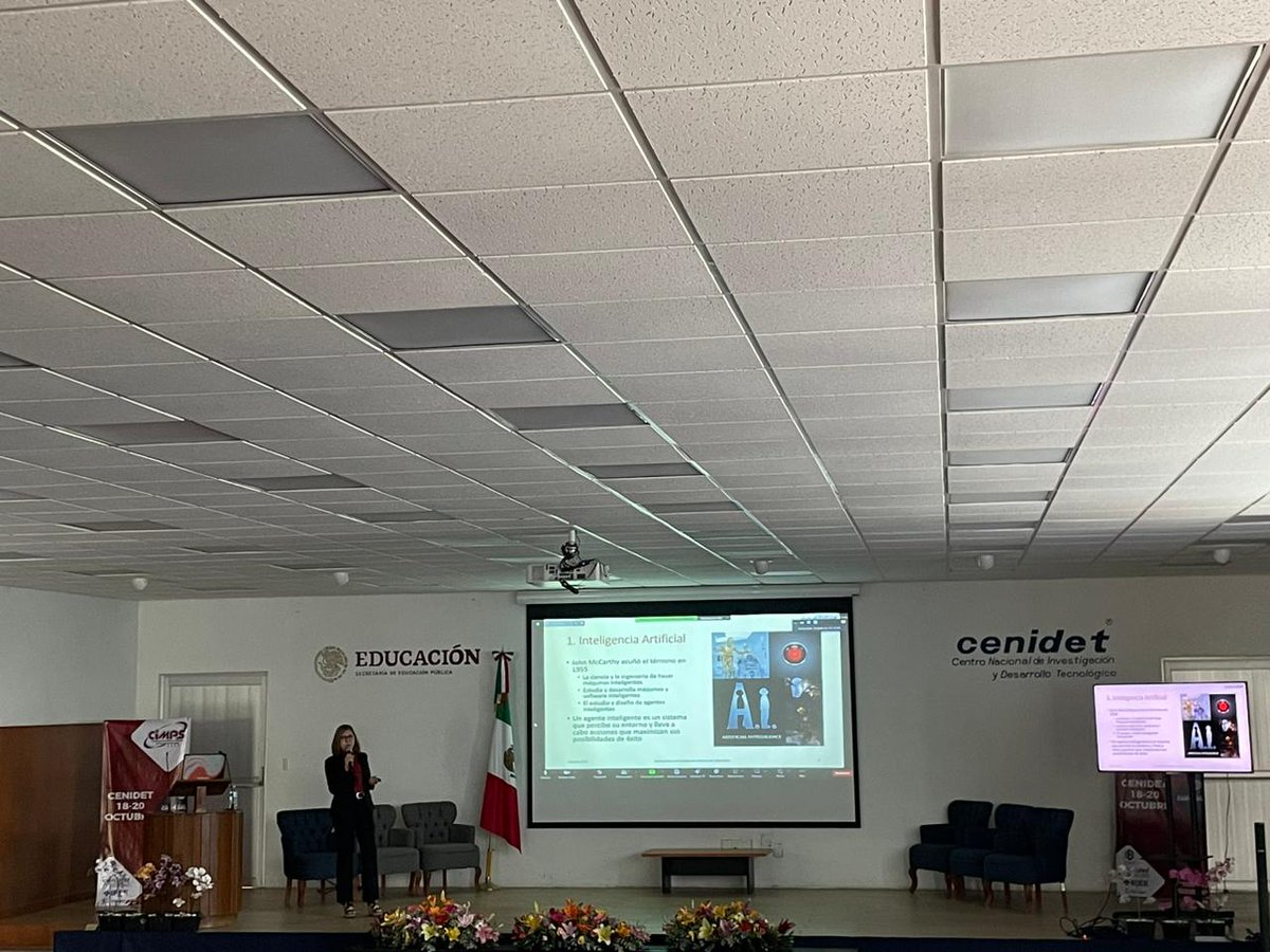 ConferenceCIMPS's tweet photo. Iniciamos este día con una magnífica conferencia magistral que promete inspirarnos y elevar nuestras perspectivas. 🎉💡
El Congreso CIMPS 2023 ha sido un viaje lleno de aprendizaje hasta ahora, y hoy promete ser aún más excepcional. https://t.co/FgVnO8gjzI