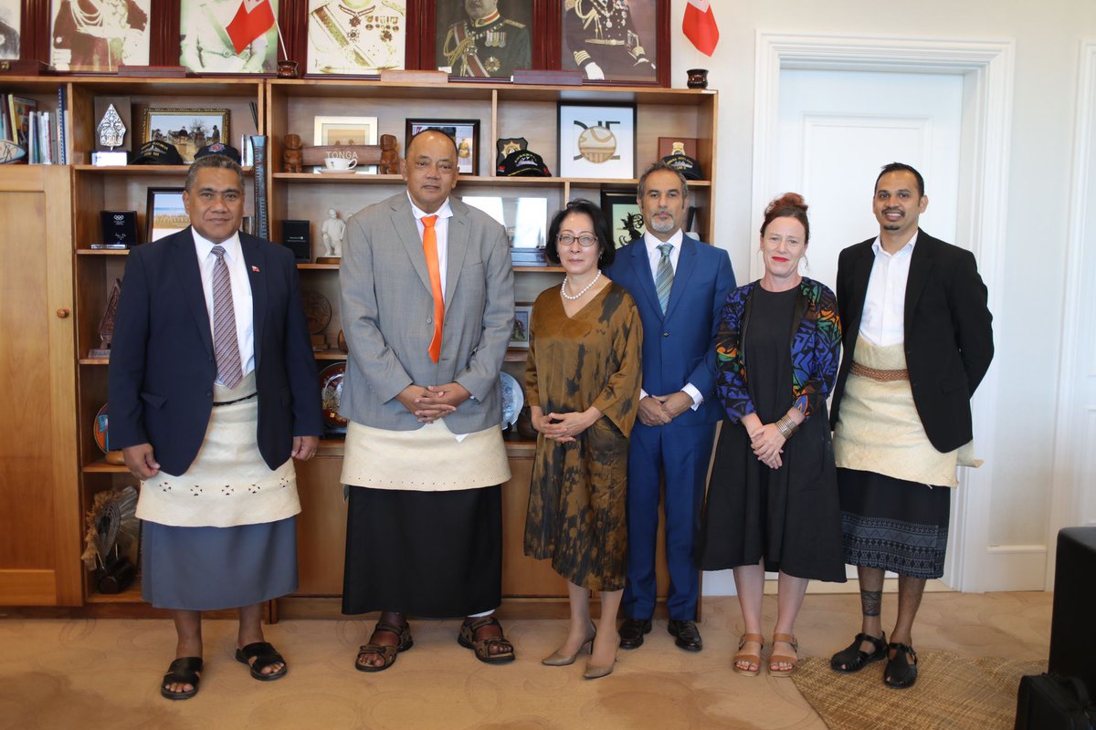 It was an honour to meet Prime Minister Siaosi Sovaleni of Tonga today, a true champion of disaster risk reduction. We discussed the importance of accelerating practical implementation of the Sendai Framework following the midterm review at the UNGA.