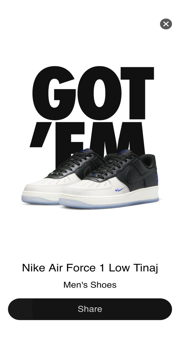 GWalking28's tweet image. @dotSWOOSH @Nike @AngelRo13785916 @DGVET @Bobbito81 @__TheGale__ @kingleo02750504 @marquee005 
juggled and always something with me, but ❤️‍🔥 size up
wasn't wearing these so not a sneaker head, but web3 &amp;amp; my fam @batcowls  @BroadsideNFT #knightwatch 
we lit.