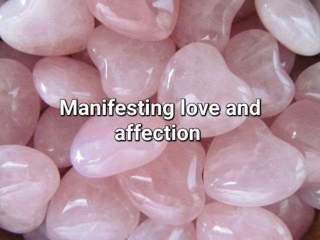 ♡︎  buenos días preciosuras, espero su día sea hermoso y agradable, hoy será un lindo día    ꒰ᒡ . . ᒢ꒱