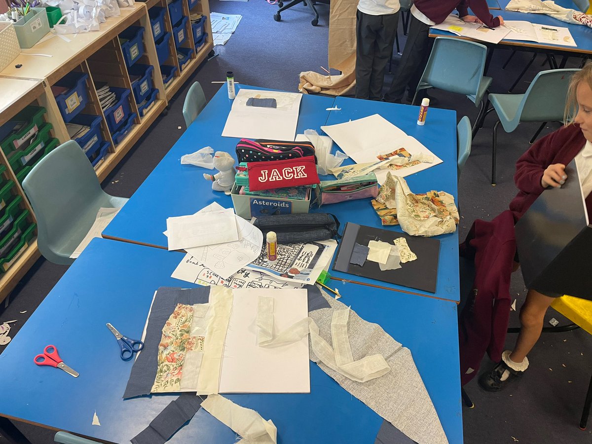 Miss Clutterbuck tweet media