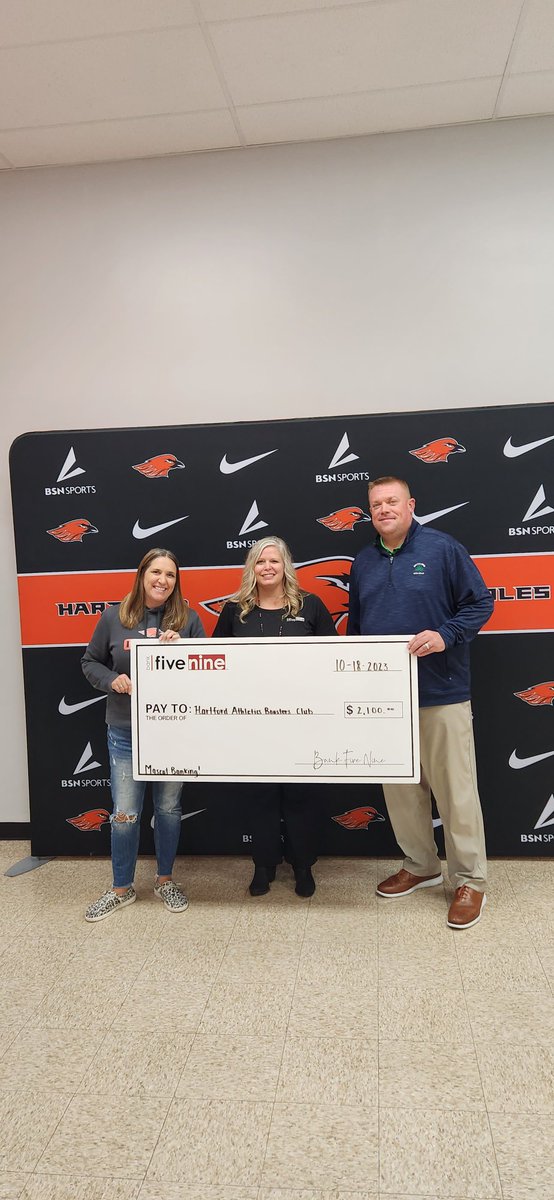 HUHS_Boosters's tweet photo. Mascot Banking pays again! Each Spring and Fall, Bank Five Nine provides a donation match when someone opens a checking account with the Mascot Banking program. This time (the 13th payout) the Athletic Booster Club receives $2,100!!!  For more info see👇 

https://t.co/pCEQ9xFhjv https://t.co/RpX0EqKyGb