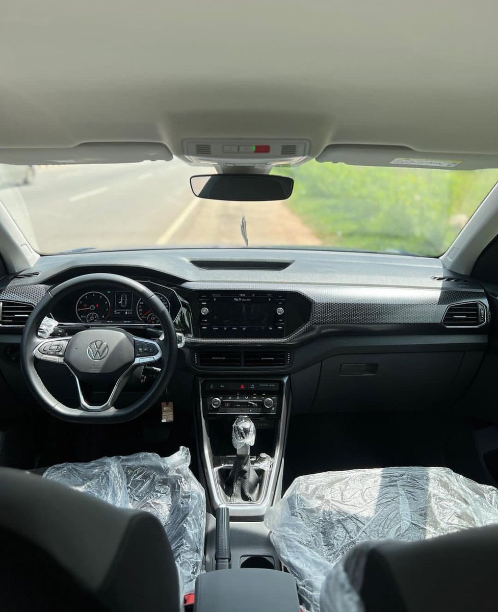 hiautosng's tweet photo. HELP RETWEET PLS 🙏
🔥Hot Deal 🔥
Brand New 2023 Volkswagen T-Cross now available
Price: 23Million Naira
🔥 Blue on Black 🔥
DM📩 for more info or
Call 08091183592
#hiautos #MrReal #EndSARS #Bitcoin #SpiderMan2 #LeoBlockbuster #AbujaTwitterCommunity #TGIF https://t.co/Qaceeet5kP
