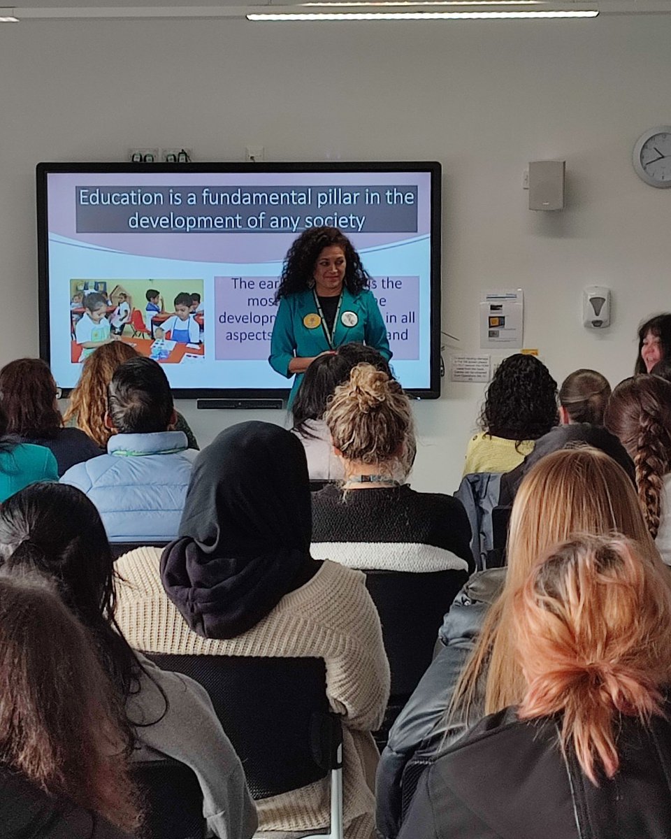 CUCoventry's tweet image. Our students got to immerse themselves in contemporary globalisation research at an international seminar! The event brought together students, tutors and researchers with debates around culture and identity. Learn about studying at CU Coventry: bit.ly/3tHBMSP