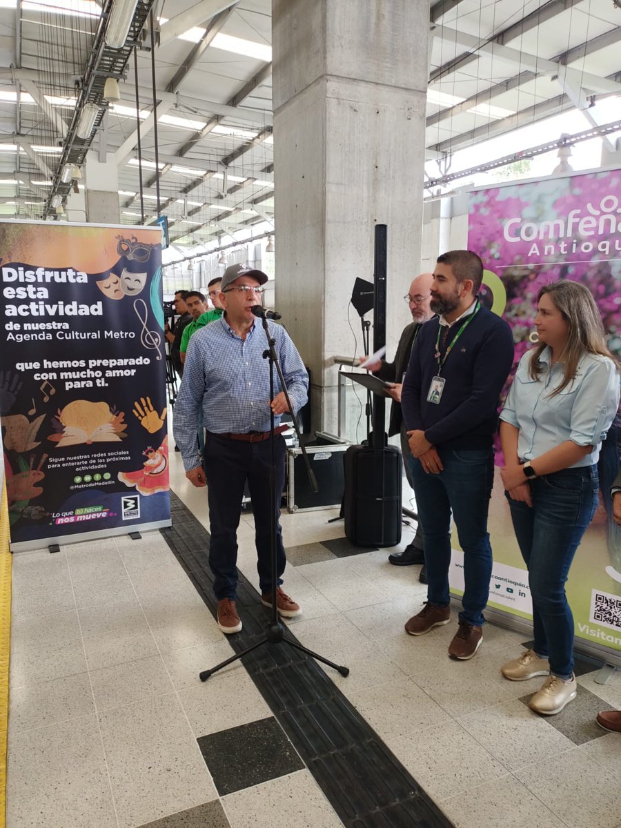 metrodemedellin's tweet photo. Desde hoy rueda en nuestras vías 🛤️ un hermoso #TrenDeLaCultura 🚈🚈🚈 que destaca el quehacer del Parque de la Conservación (@pqconservacion), el otrora zoológico que desde el 2020 es refugio para animales víctimas del tráfico ilegal de fauna silvestre. 🧵👇🏽 https://t.co/JR3msd0zfe