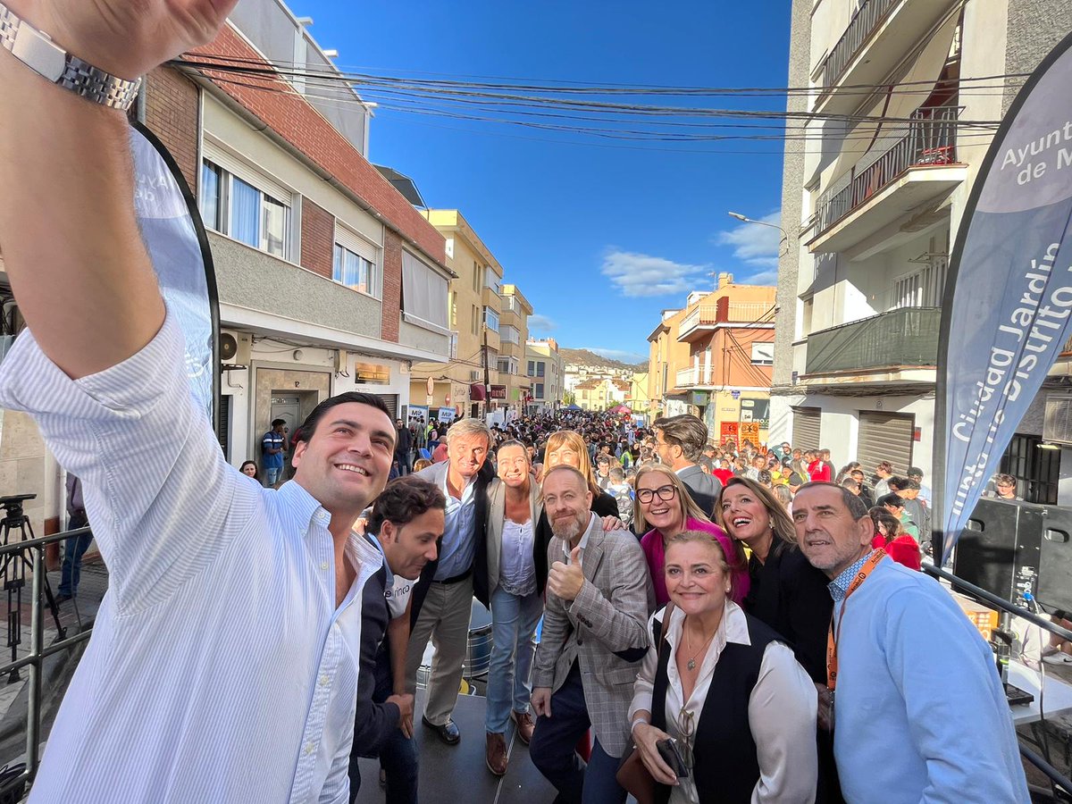 CABK_Dualiza's tweet photo. 😆¿Qué más se puede pedir?
📢+800 jóvenes juntos por la #cultura, el #emprendimiento y la #sostenibilidad en el #OPM23
👱♀️Nuestra compañera @evaguado asiste en representación de @CABK_Dualiza junto al resto de autoridades https://t.co/qWjWlZgsLu
