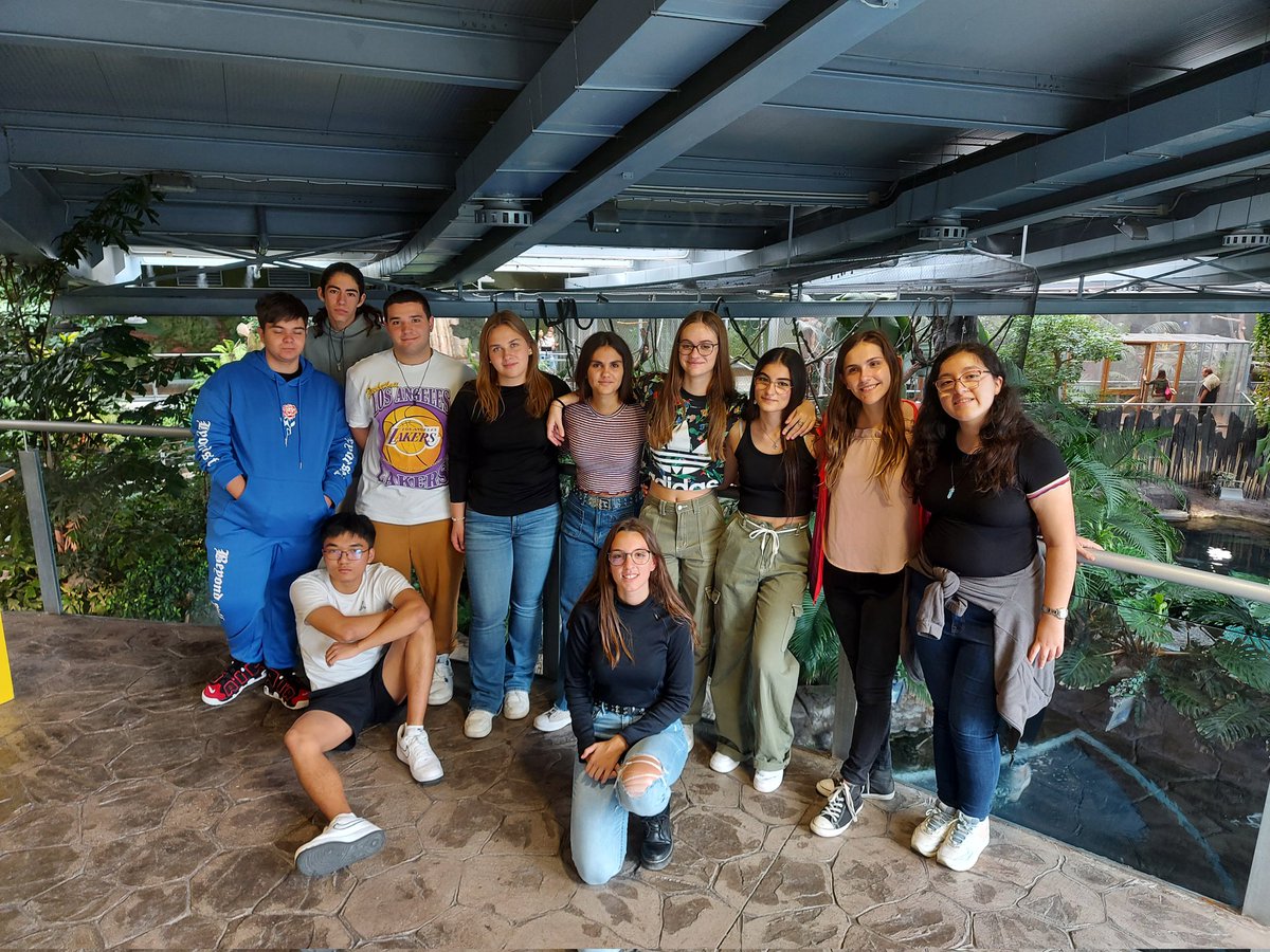 iesfsalzillo's tweet photo. La visita 💯a @ParqueCiencias nunca defrauda🙌, nos vamos encantados con exposiciones, talleres y #Biodomo Volveremos!!!! https://t.co/zupW7uxu7B