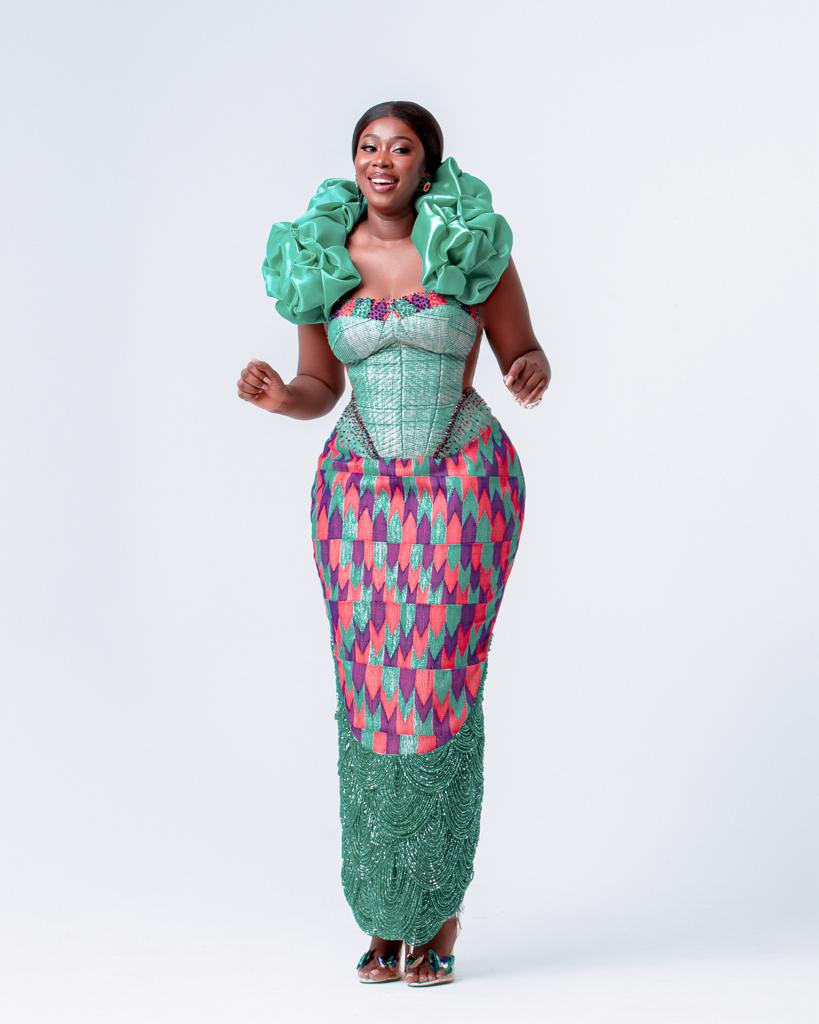 EllaDarke's tweet image. A happy birthday @fremaadunyame. May the lines fall for you in pleasant places🥳🥳🥳
#DynamicFriday