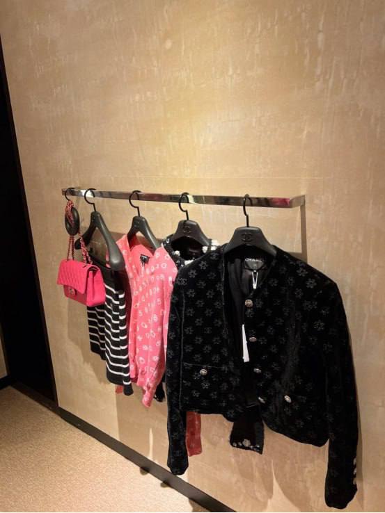 Every day is so leisurely, afternoon tea time is not forgotten, shopping is not forgotten, evening snacks are not forgotten, fun will not be forgotten, and at the end of the day, you forget yourself.