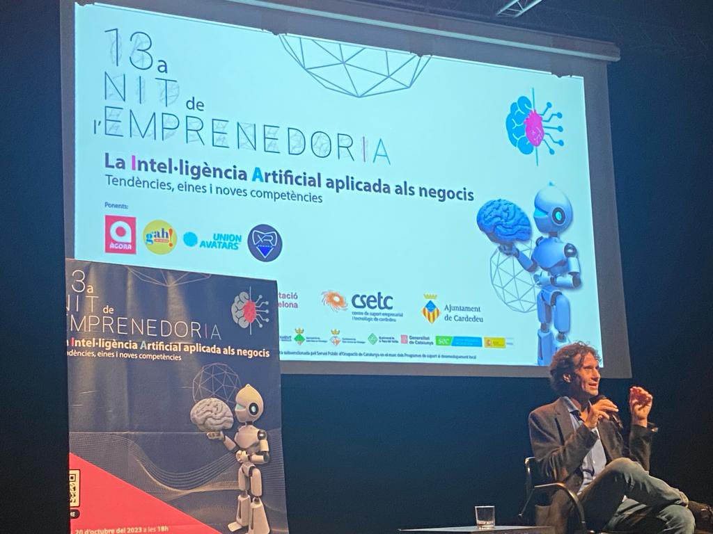 csetc's tweet image. Santiago Dopazo la intel•ligència artificial és un viatge cap al que hem vist a les pel•lícules de ciència-ficció.

#13nitemprenedoria #csetc #cardedeu #InteligenciaArtificial