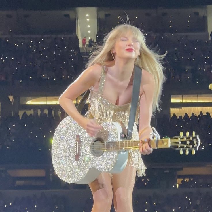nikisstargirl's tweet photo. i love blonds https://t.co/OvqgVRkbIJ