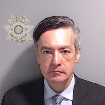 PPauli94's tweet photo. BREAKING NEWS: Kenneth Chesebro, alleged architect of the “fake electors” plot, has struck a plea deal with prosecutors in Fulton County, Georgia, per source familiar with the arrangement. https://t.co/TwLlt9WtOI