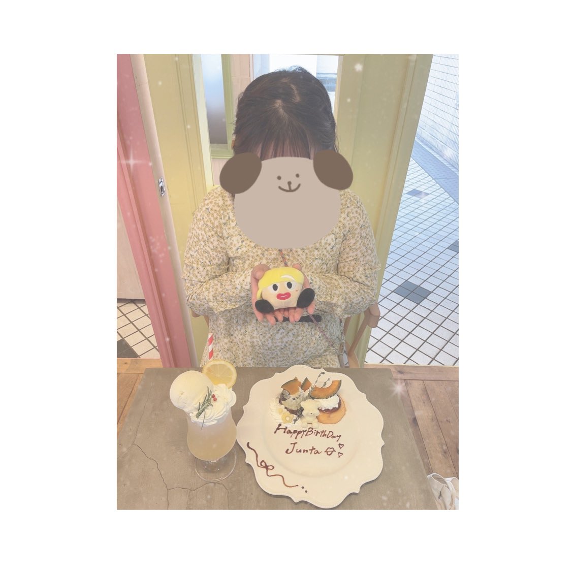 Koppebread_JW's tweet photo. 壁の色わかる写真これぐらいしかなかった〜〜かわよいの〜！！
自分で撮った写真、後ろ側まで気にできてなくてセンスのなさが滲み出ている…🥺 https://t.co/UY9QdxOyUB