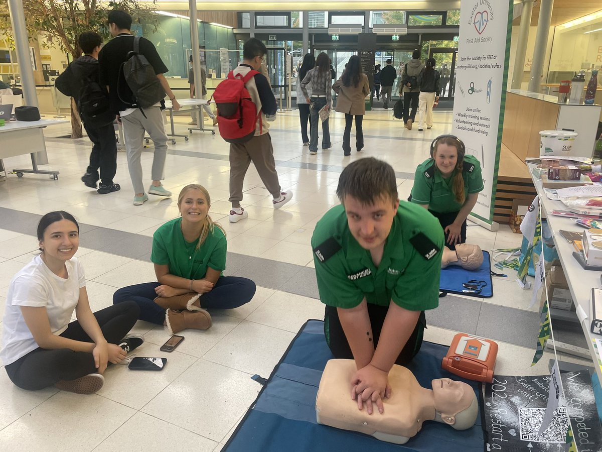 Took a trip down to <a href="/ExeUniFirstAid/">Exeter Uni First Aid</a> for their Restart a Heart Day/week, I even had a go myself! 

<a href="/stjohnambulance/">St John Ambulance England</a> <a href="/SJA_Students/">SJA Student Volunteering</a> <a href="/SJAWest/">St. John Ambulance West Region</a> <a href="/SjaWestStudents/">SJA West Student Volunteering</a> 

#SJAStudents